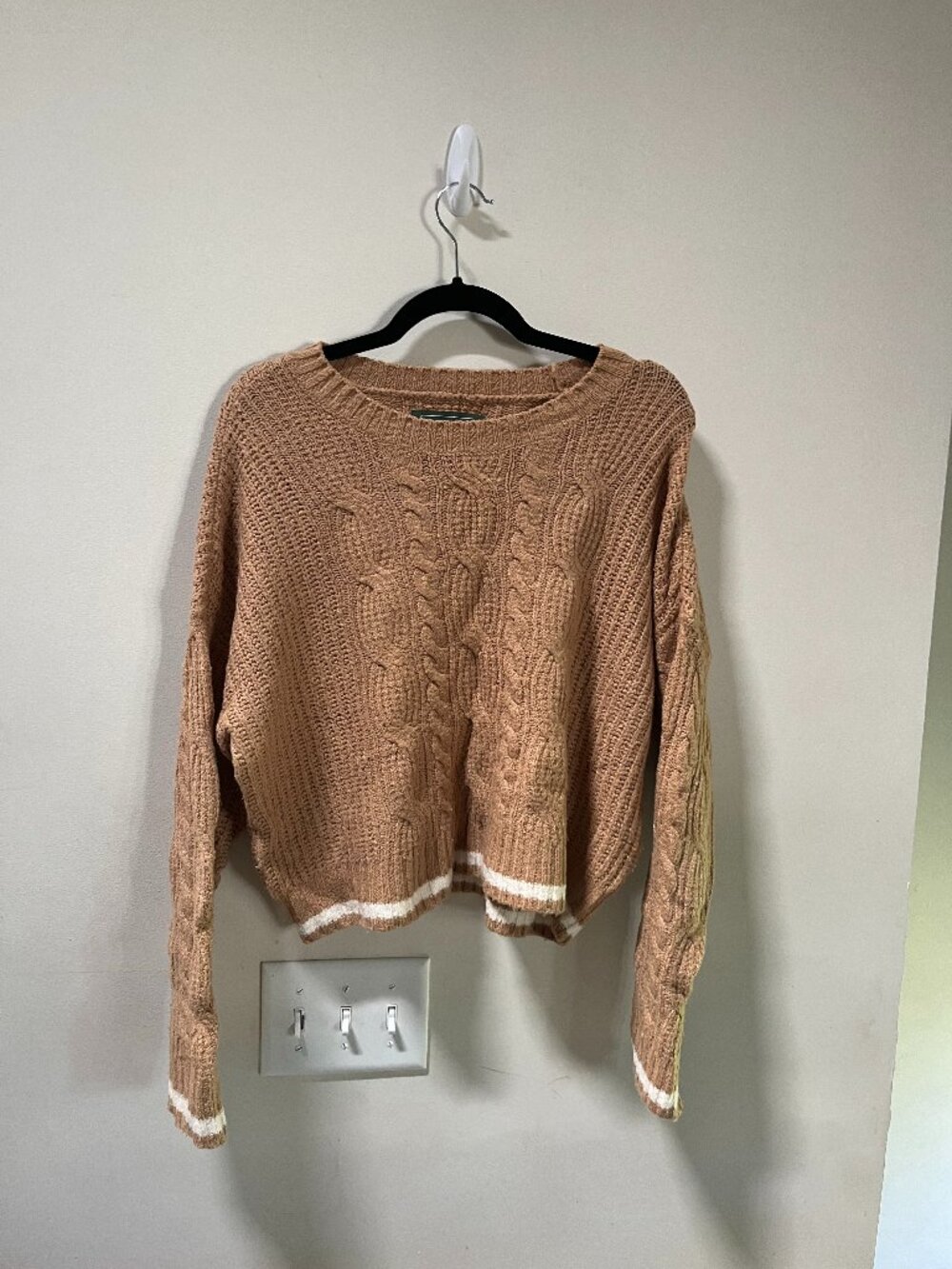 American Eagle Small Sweater